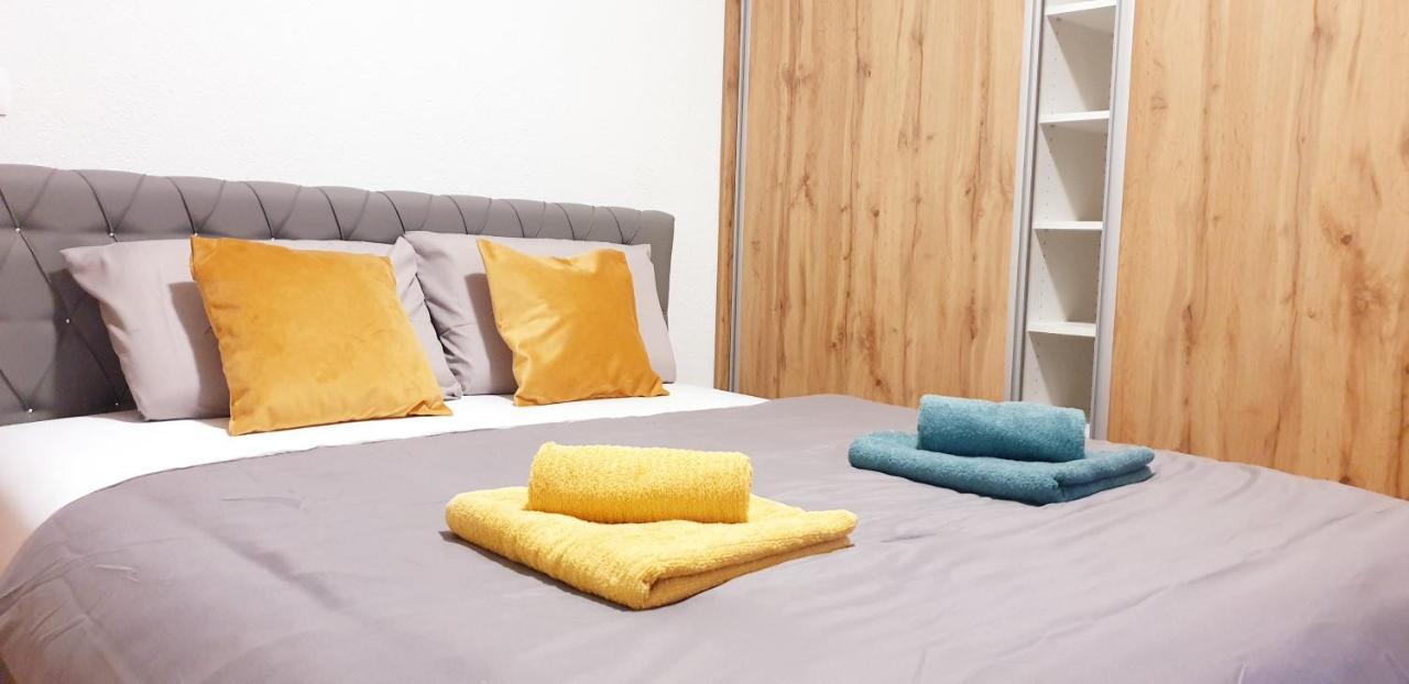 R-Residency Ll Apartment บันยาลูกา ภายนอก รูปภาพ